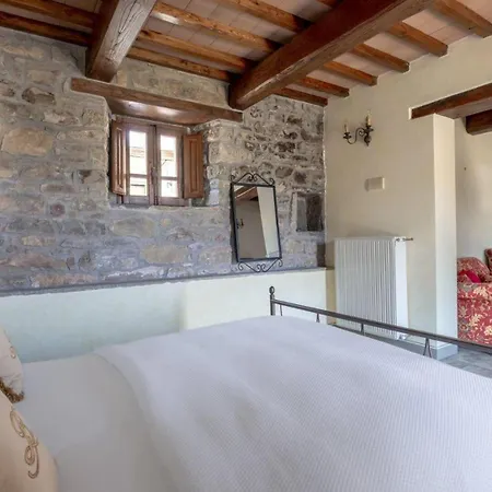 Striano Villa *