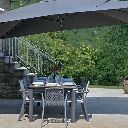 Striano Villa *